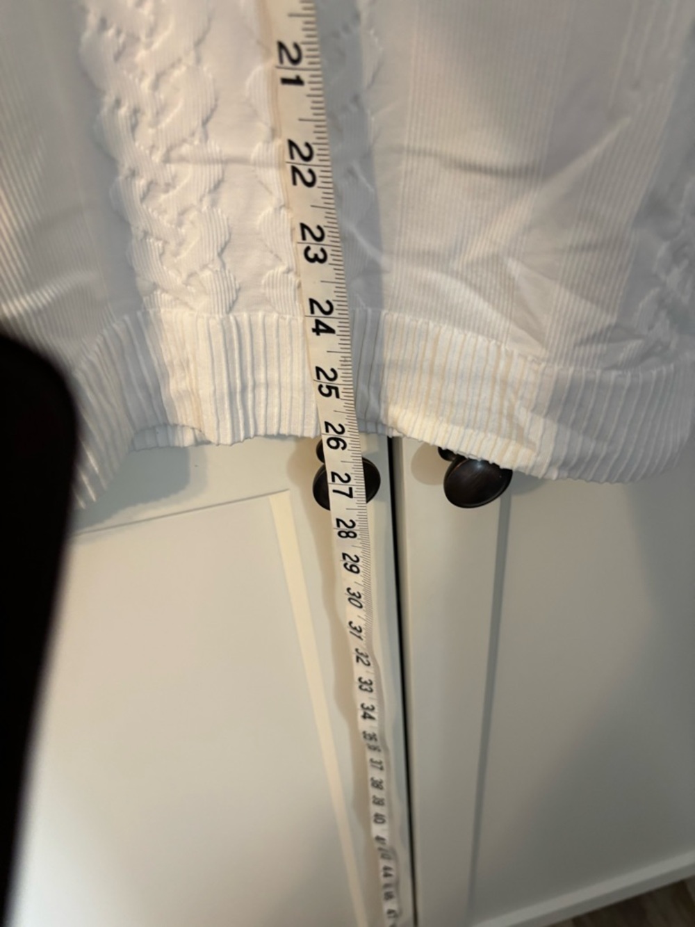 Lululemon White Textured Long Sleeve Top (Thumbholes) - Picture 3 of 9